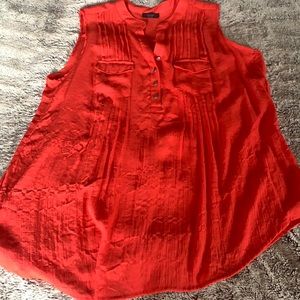 Women’s plus size sleeveless blouse